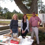 Dee, Sue and Cliff serving lunch at Habitat for Humanity